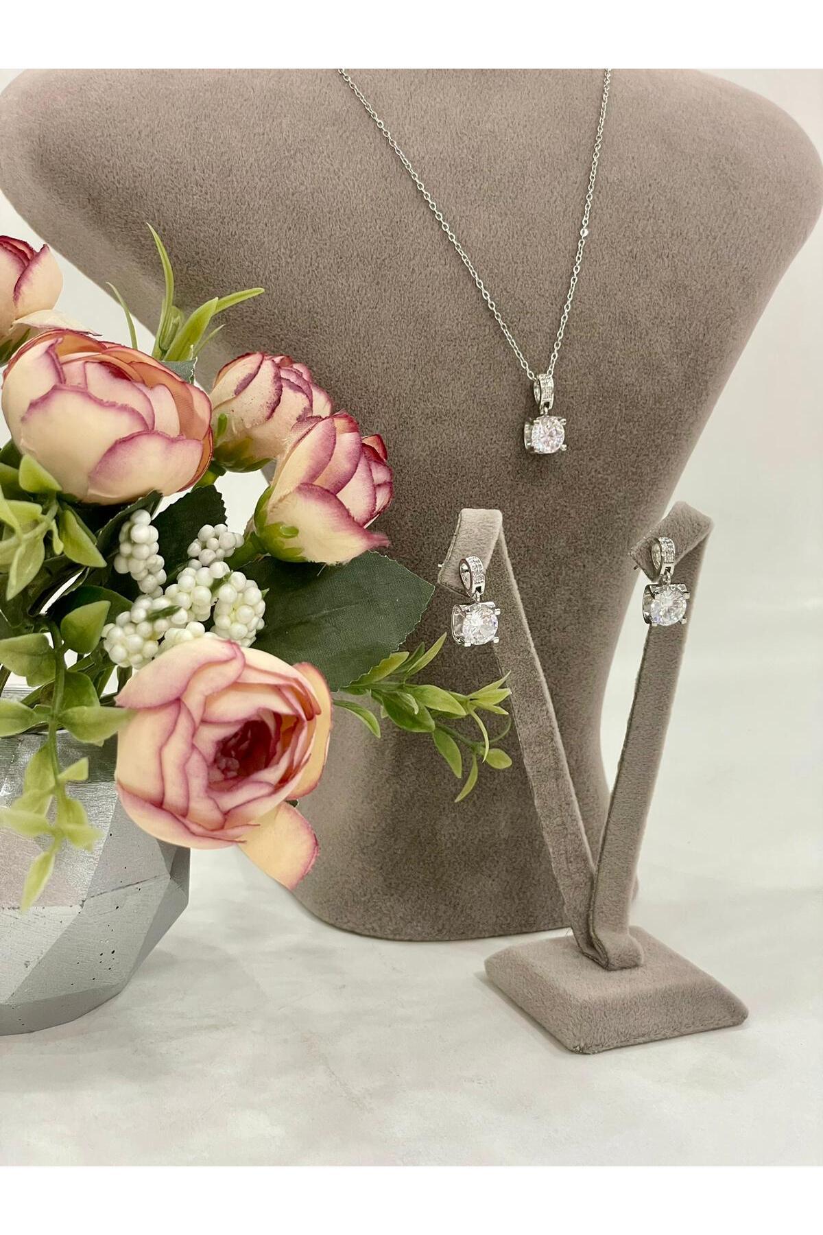 Çelik Karo Detay Şeffaf Kare Taş Kolye Seti - Görsel 2