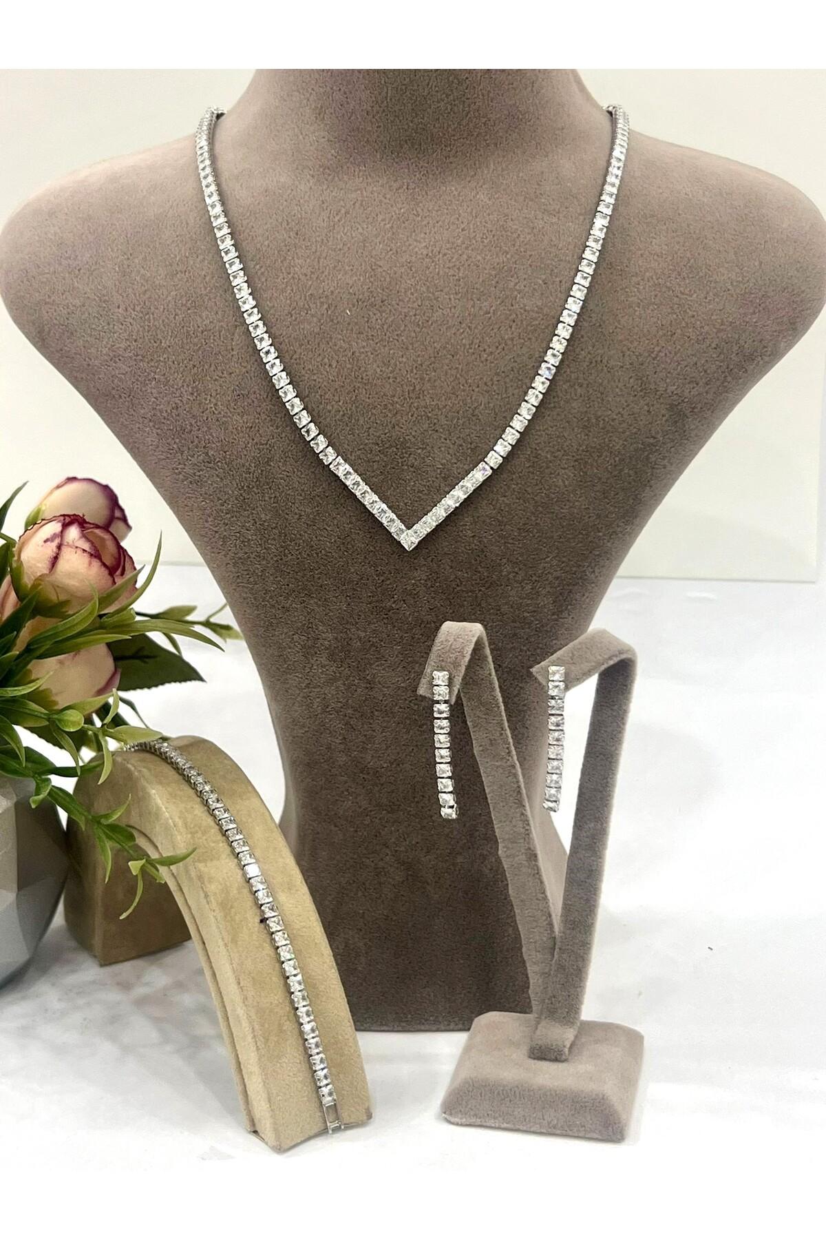 Zirkon Taşlı Çelik Silver Model Set (Set2)