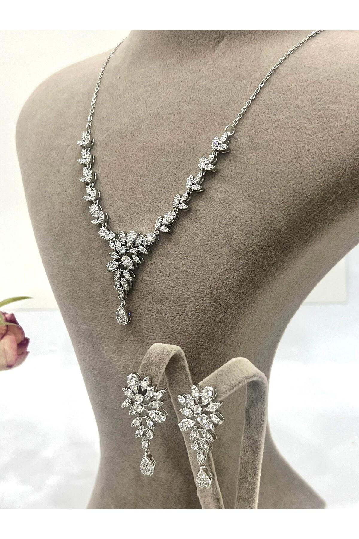 Zirkon Taşlı Çelik Silver Model Set (Set9)
