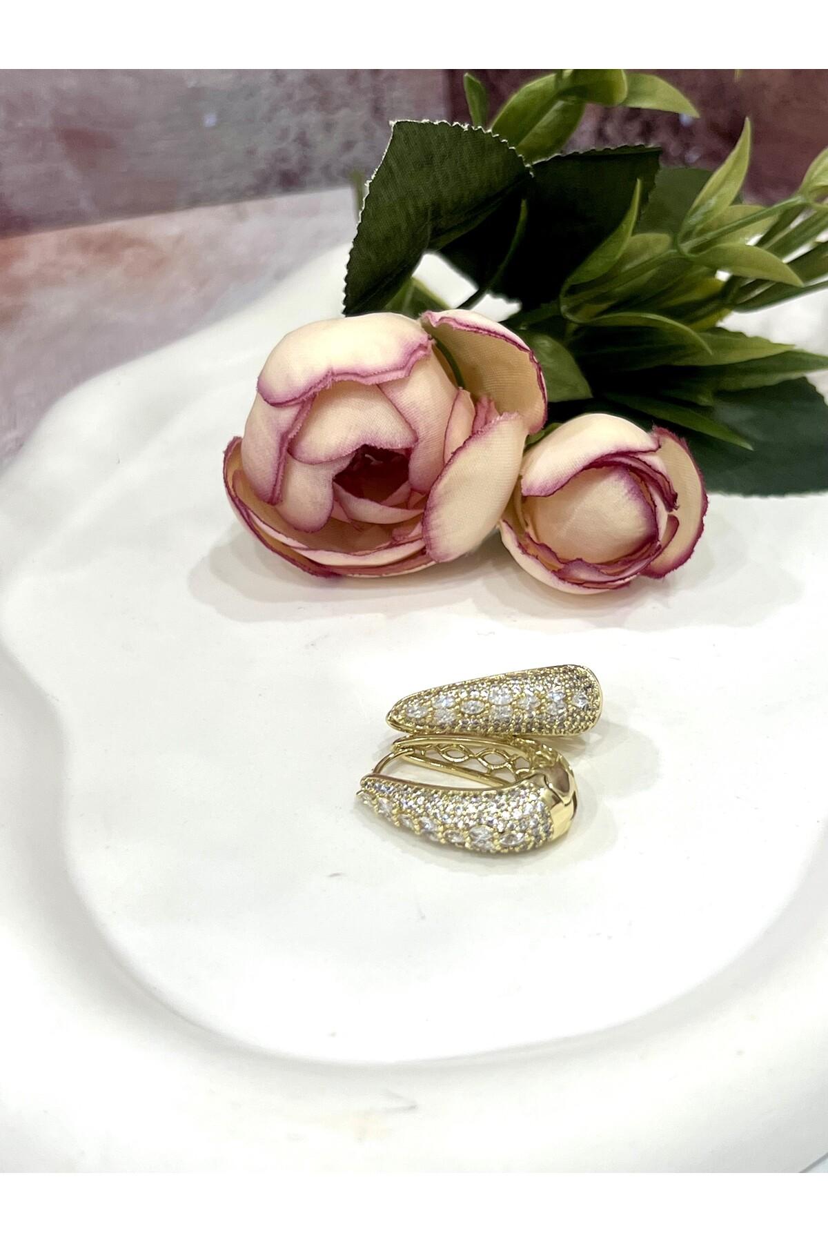 Kristal Yağmuru: Su Yolu Tasarım Damla Küpe (14k Gold 2/0,5cm) - Görsel 6