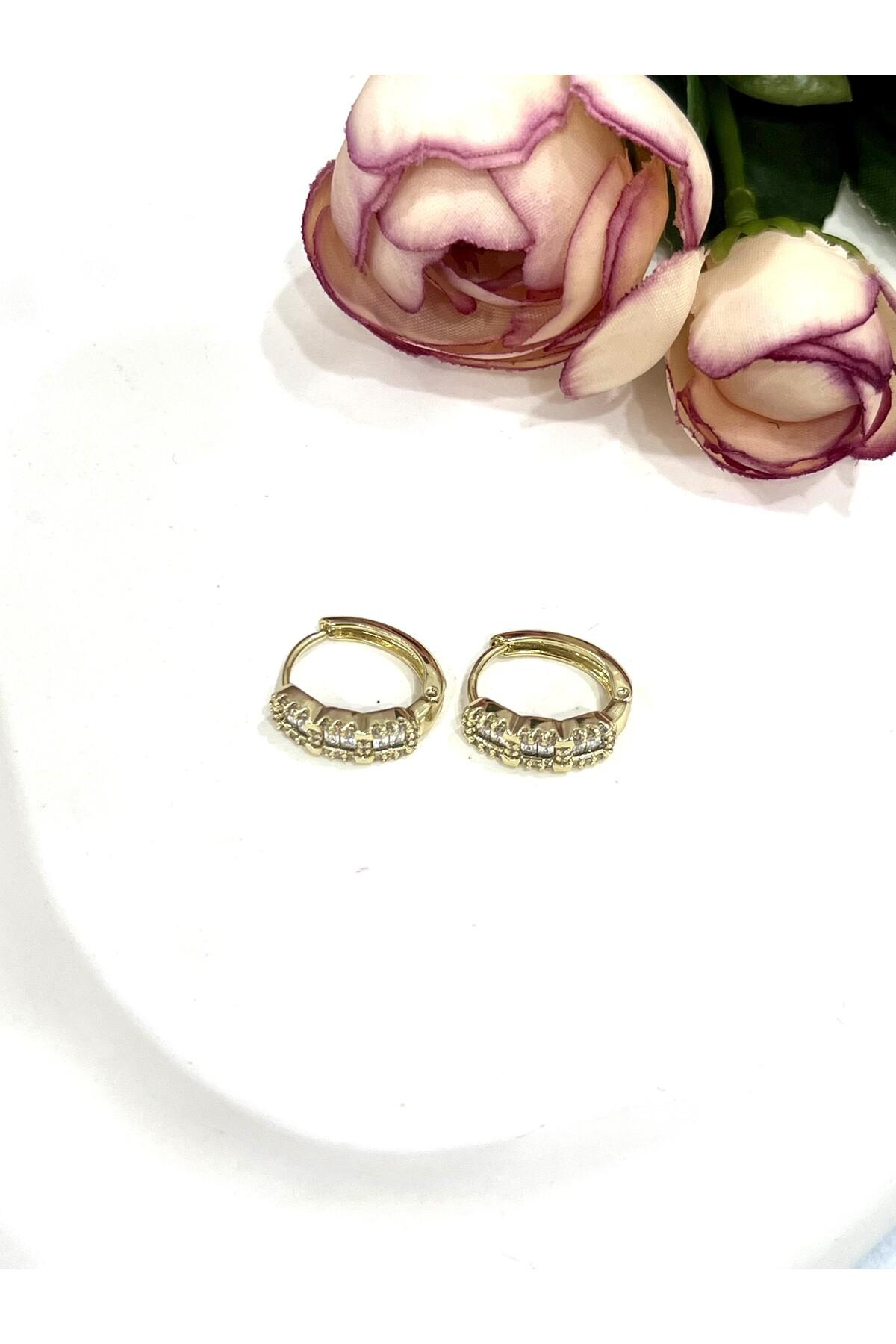 Lüks Seri Beyaz Baget Taşlı Gold Halka Küpe (14k Gold 1,6/0,5cm) - Görsel 6