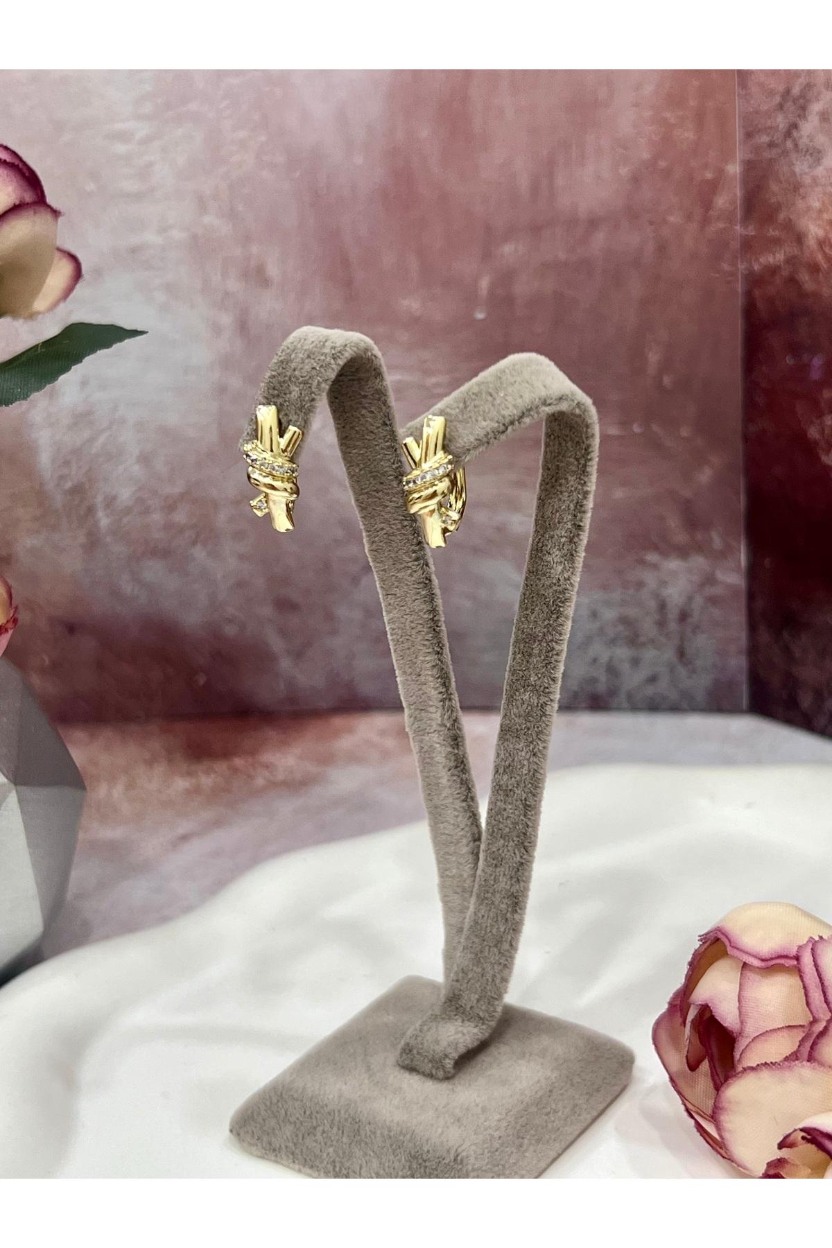 Sonsuzluk Masalı: Işıltılı Düğüm Küpe (14k Gold 1,5/0,8cm) - Görsel 3