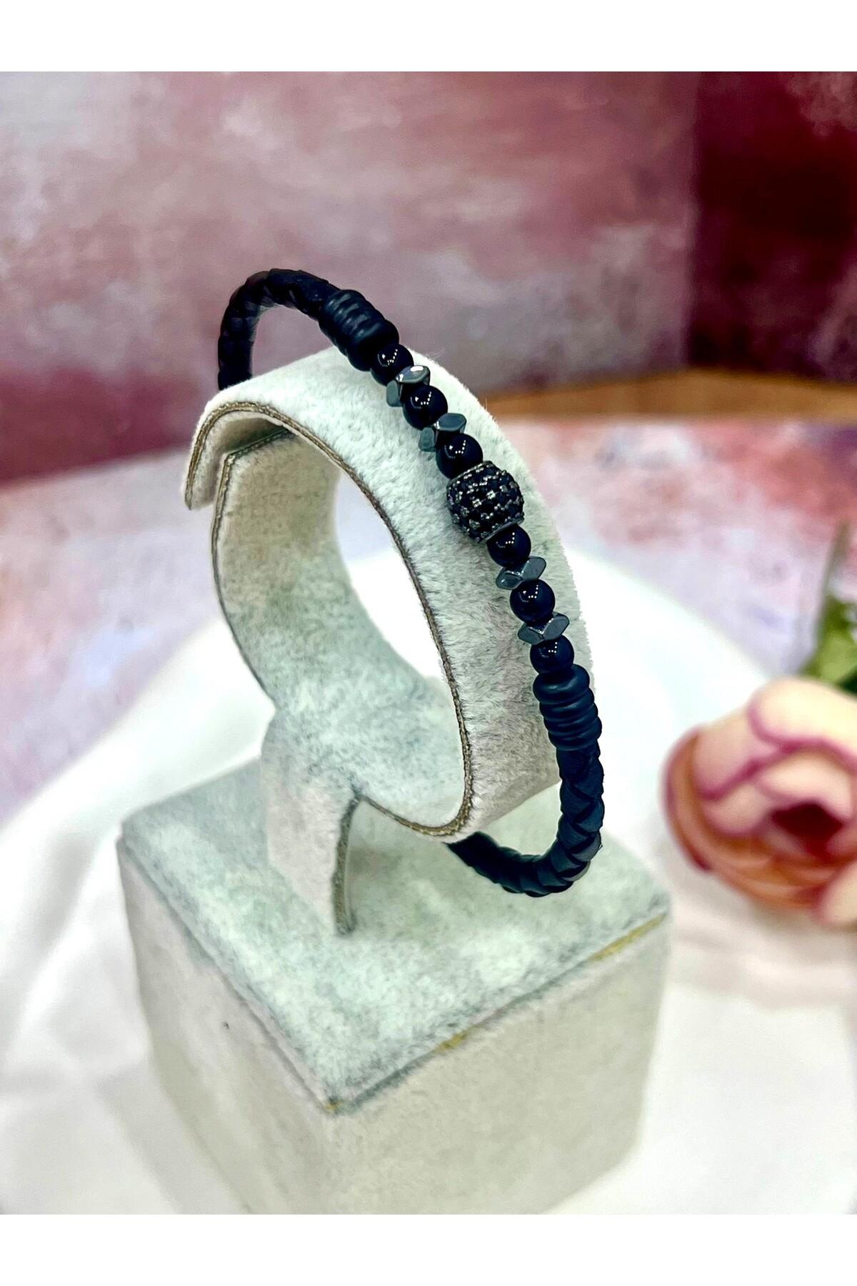 Premium Deri Erkek Bileklik | Siyah Oniks Taşlı Küp Figür