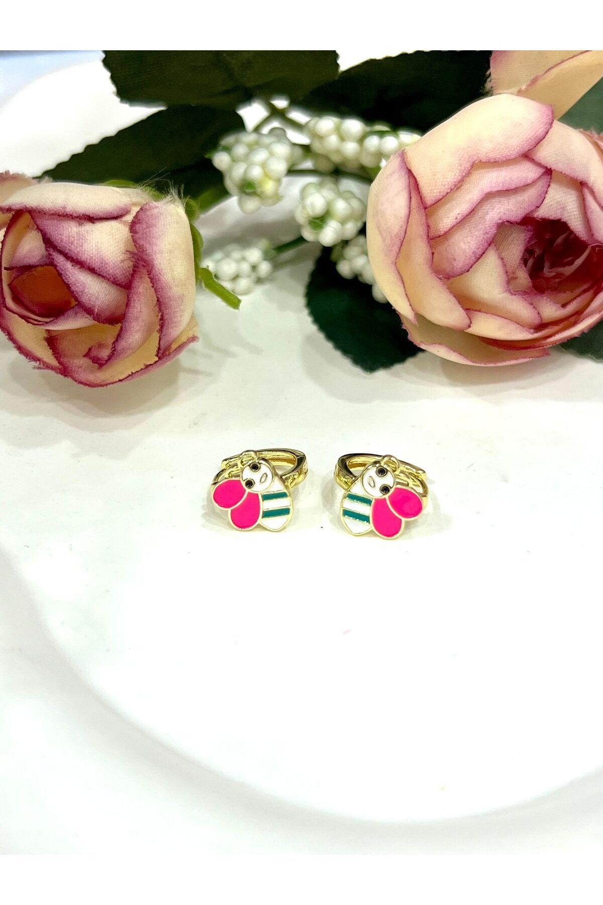 Gold Pembe Kanatlı Sevimli Arı Çocuk Küpesi (14k Gold) - Görsel 2