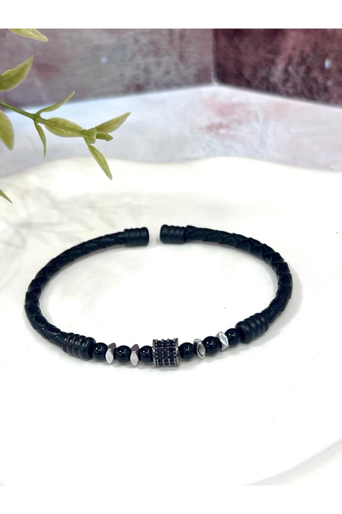 Premium Deri Erkek Bileklik | Siyah Oniks Taşlı Silindir Figür - Görsel 3