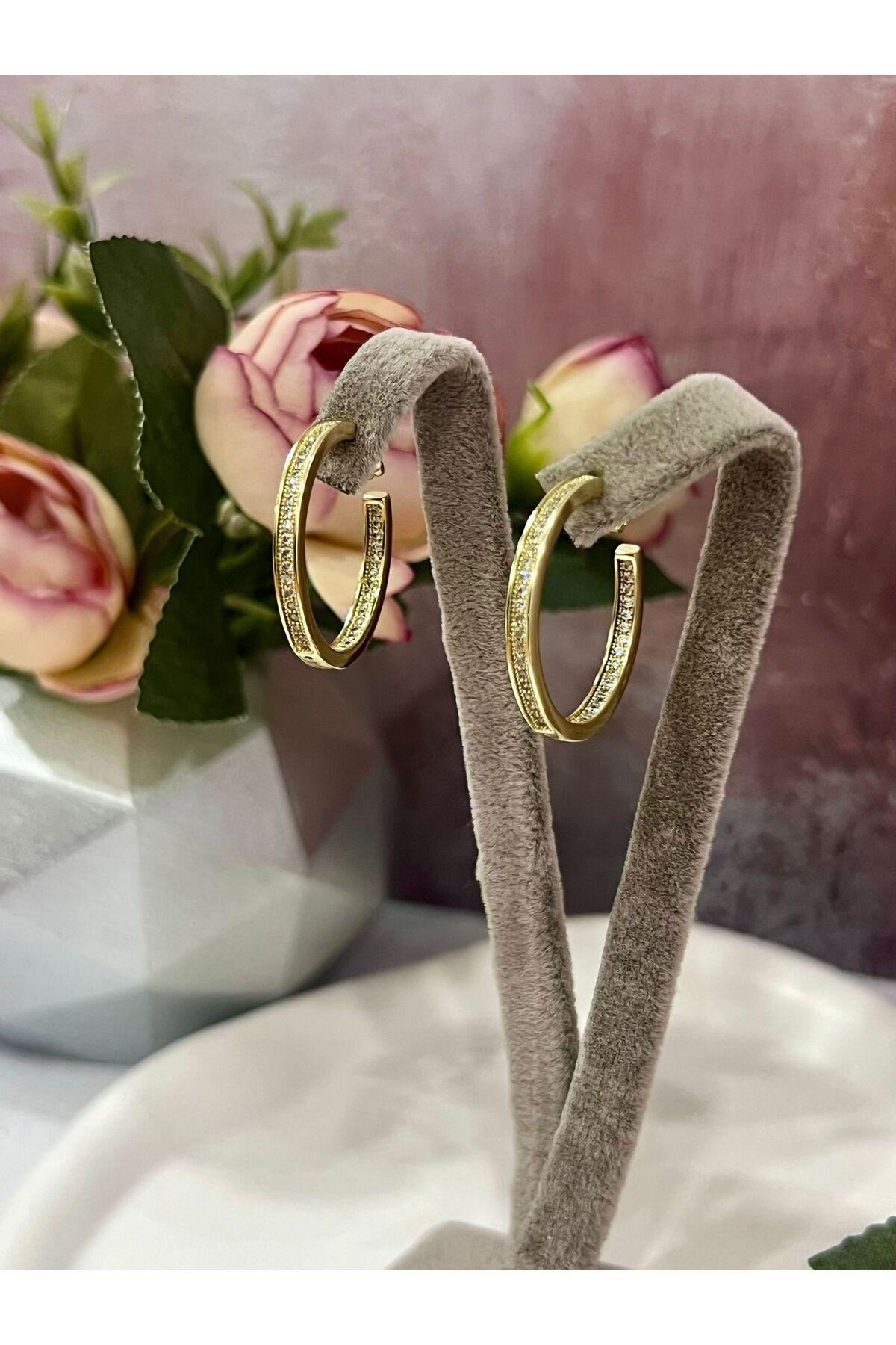 Gold Zirkon Taş İşlemeli Orta Boy Halka Küpe - Işıltılı Klasik Model (14k Gold)